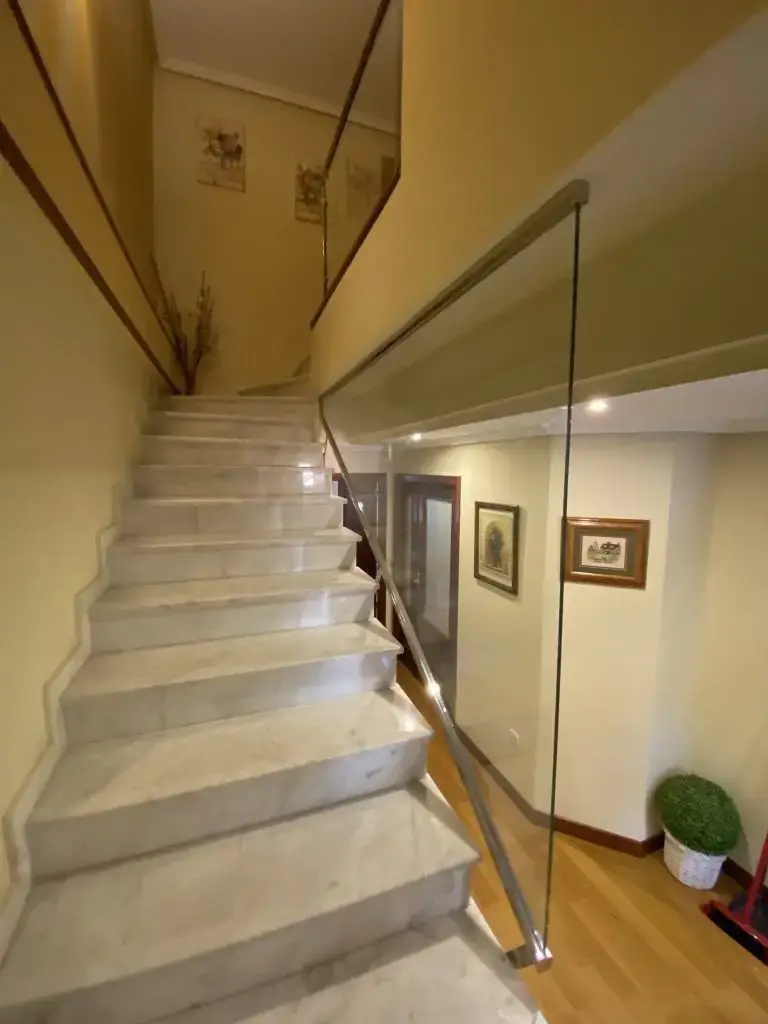 Barandilla acero con cristal