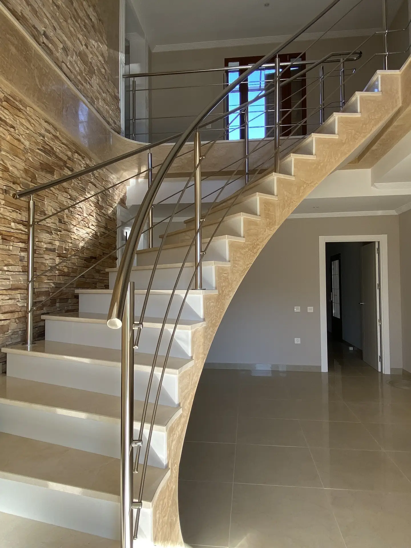 Barandilla curva acero inoxidable con barilla