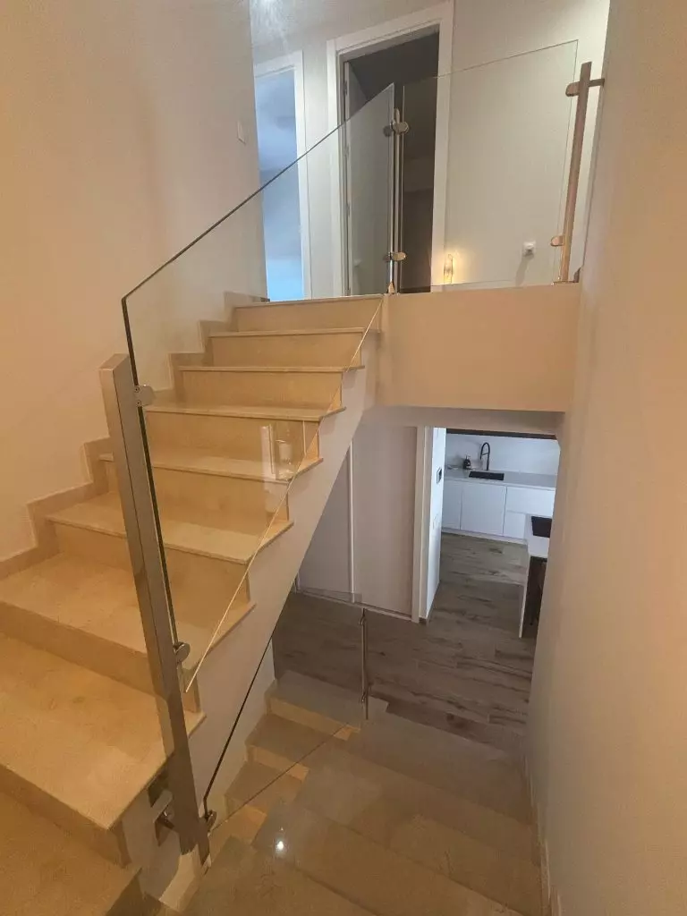 Postes acero inoxidable con cristal sin pasamano